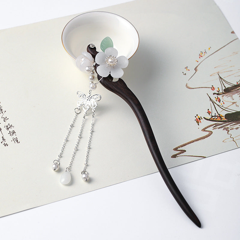 Serenemyst Classical Chinese Style Court Step Shake Plum Blossom Blessing Wood Hairpin