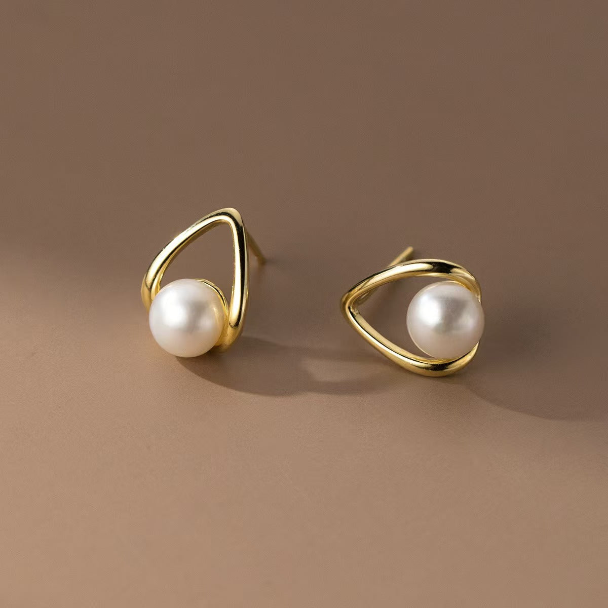 Serenemyst Natural White Pearl Silver Gold-Plated Healing Earrings